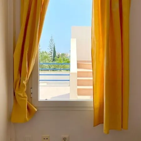 Atico Con Vistas Al Mar En Primera Linea De Playa Apartment *